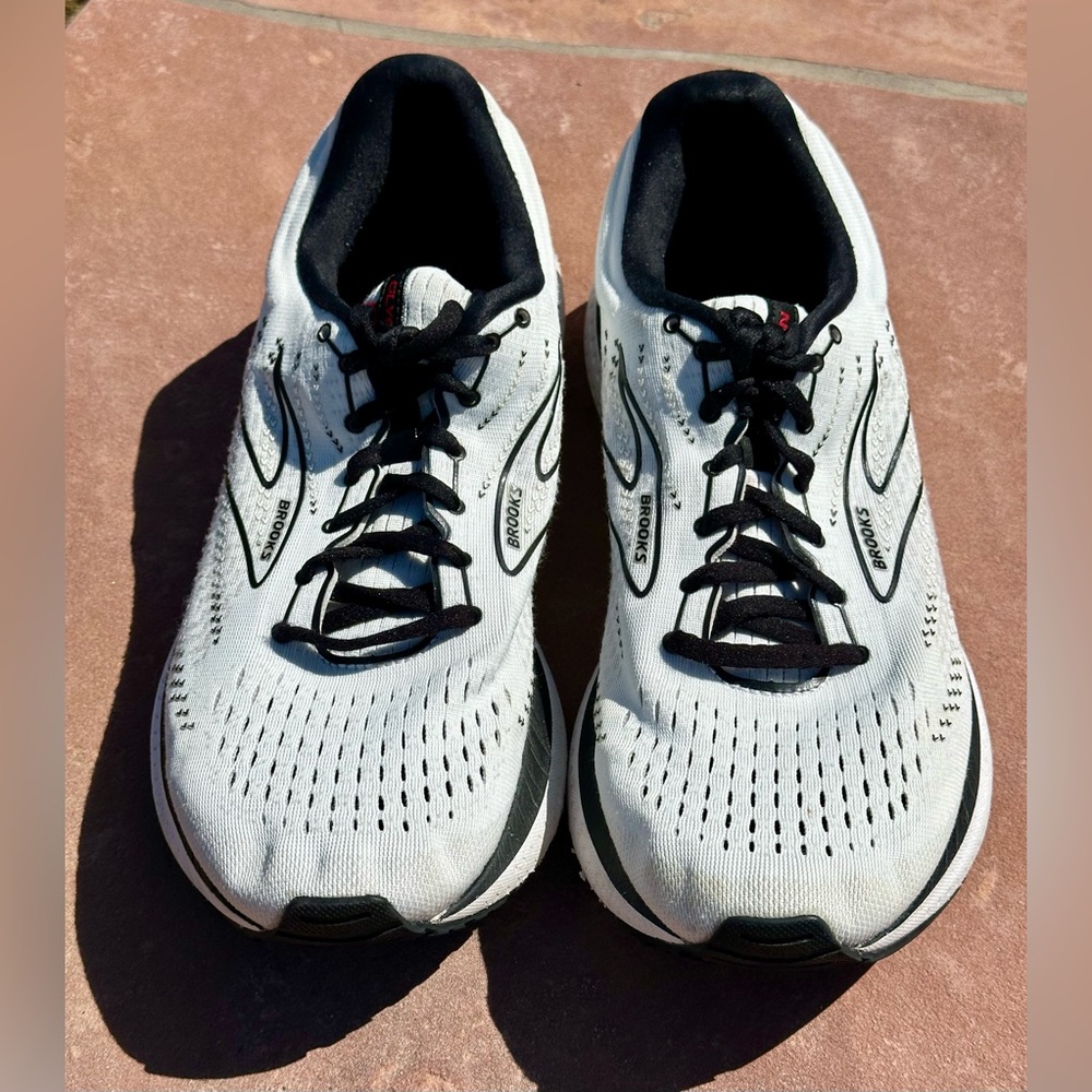 Brooks White and Black Men's Athletic Running Shoes